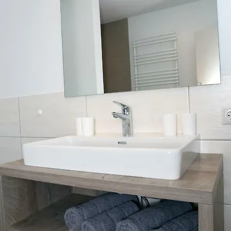 Baer Apartman *